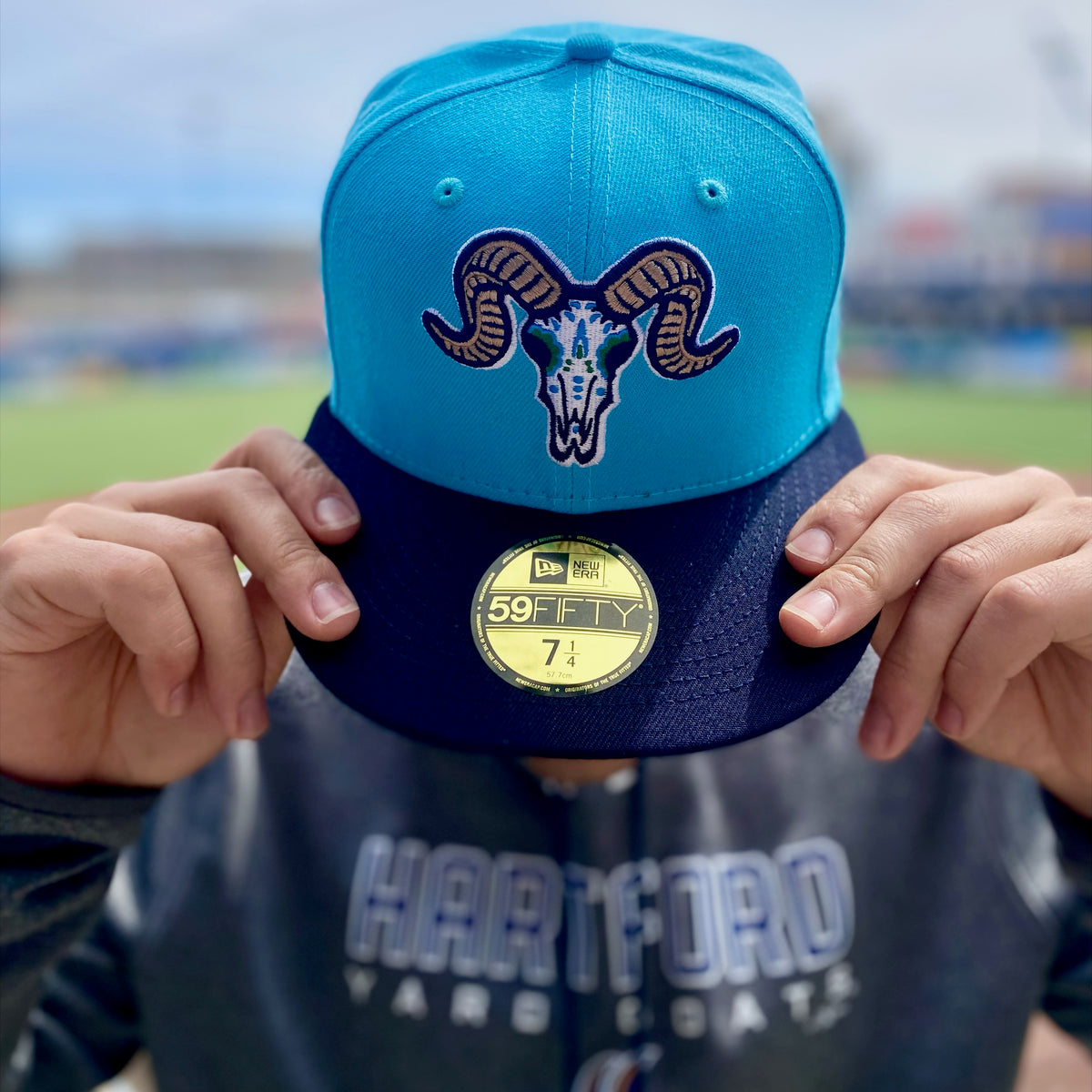 Hartford Yard Goats Los Chivos de Hartford New Era OnField Cap Hartford Yard Goats Official Store